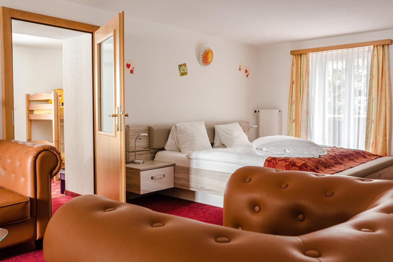 Family Hotel Desiree Grächen Екстериор снимка