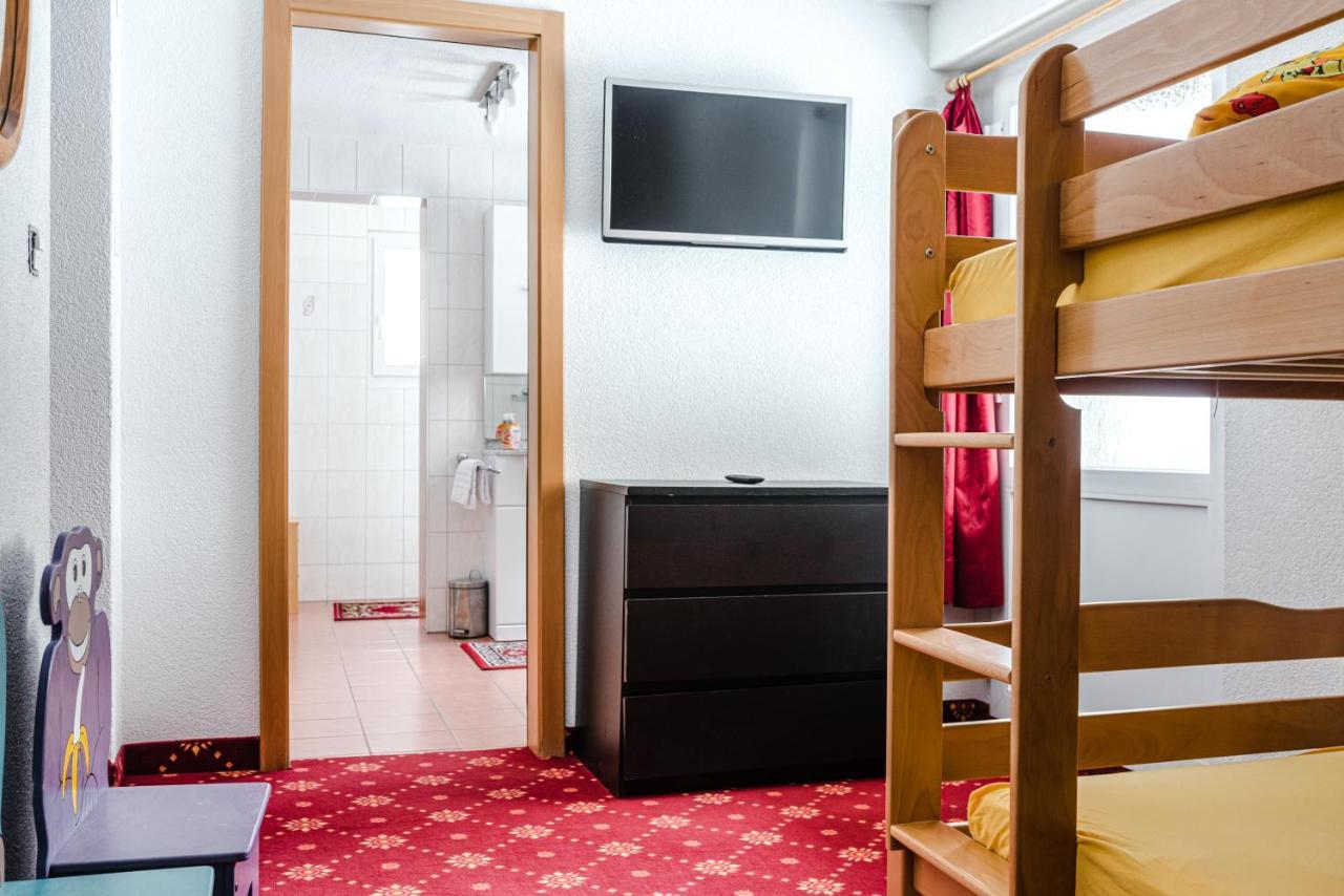 Family Hotel Desiree Grächen Екстериор снимка
