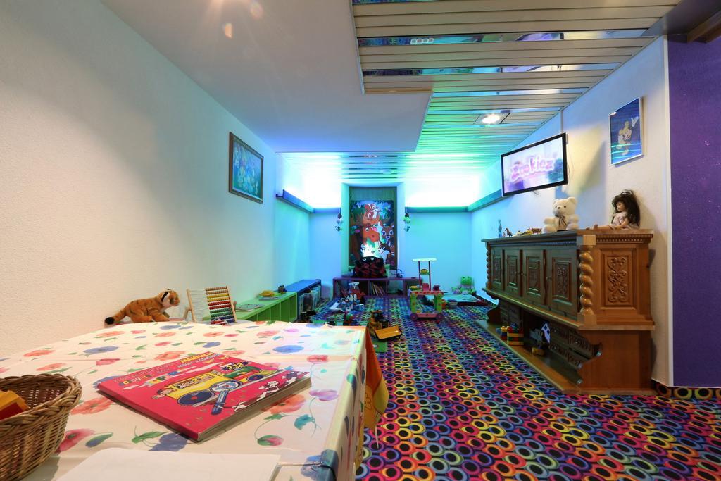 Family Hotel Desiree Grächen Екстериор снимка