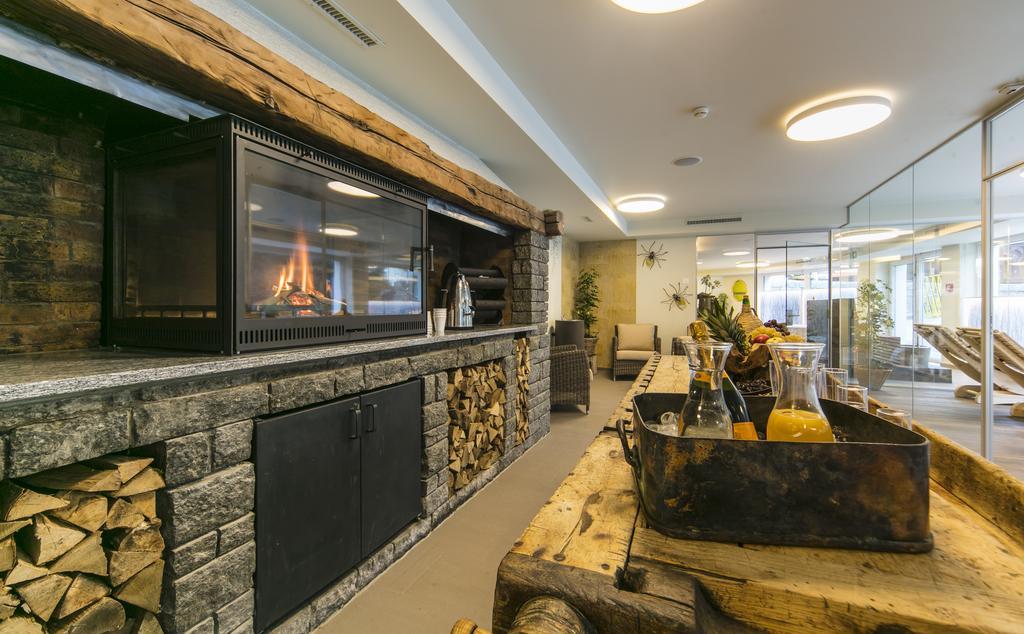 Family Hotel Desiree Grächen Екстериор снимка